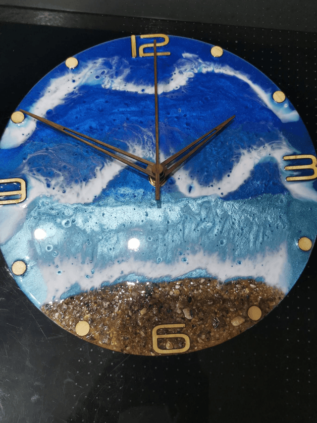 Small wooden backed seascape clock