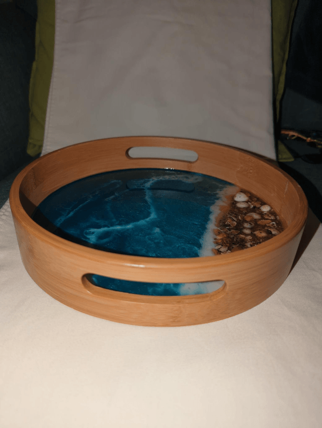 Medium Round Tray